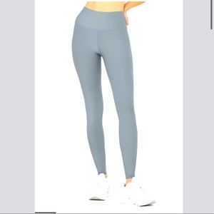 Alo yoga High-Waist Airlift Legging Size Small Blue Haze